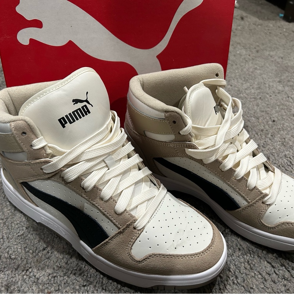 Puma Men's Sneakers - White, Black, and Tan